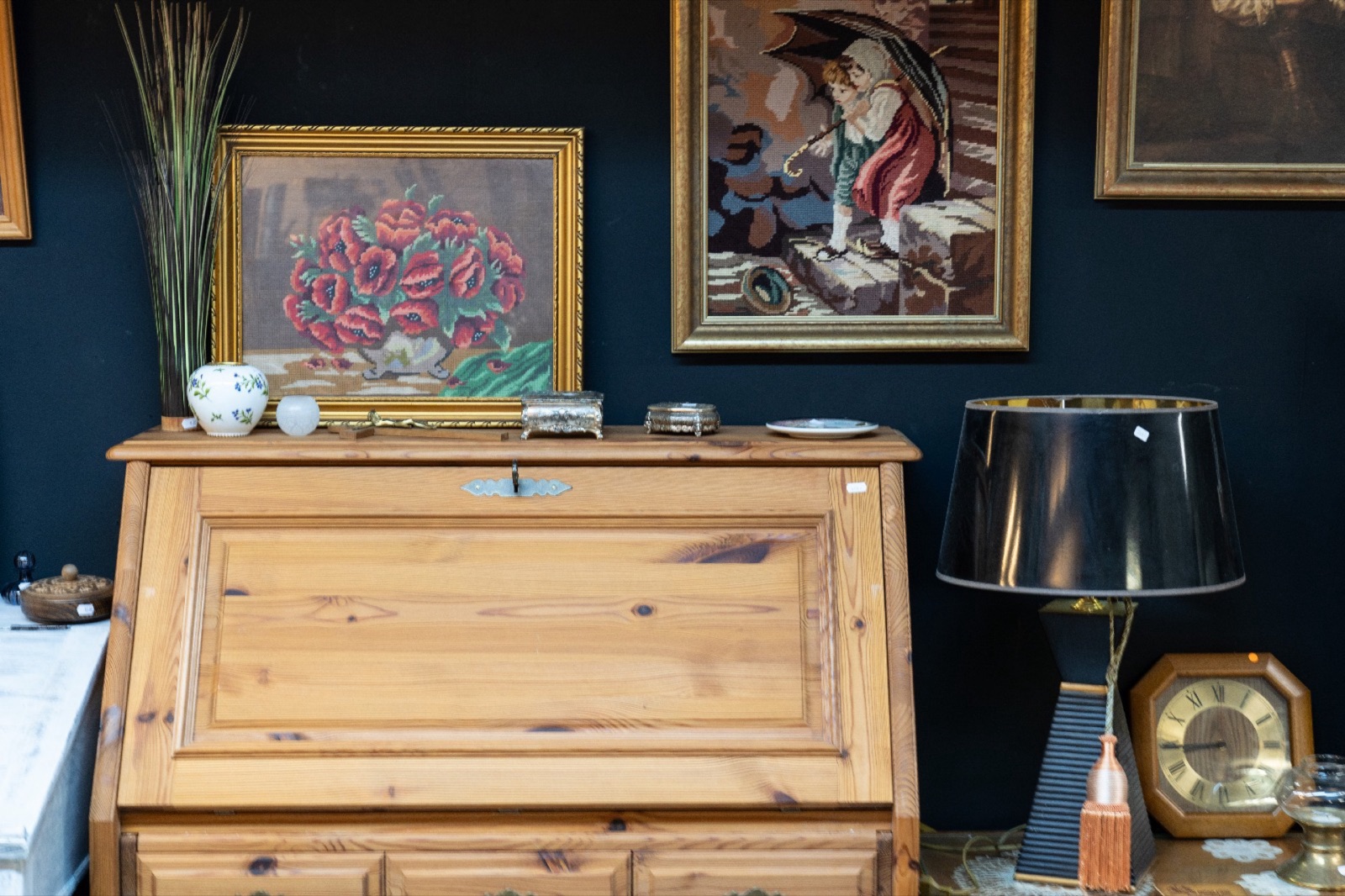 Vintage Möbel und Dekorationen