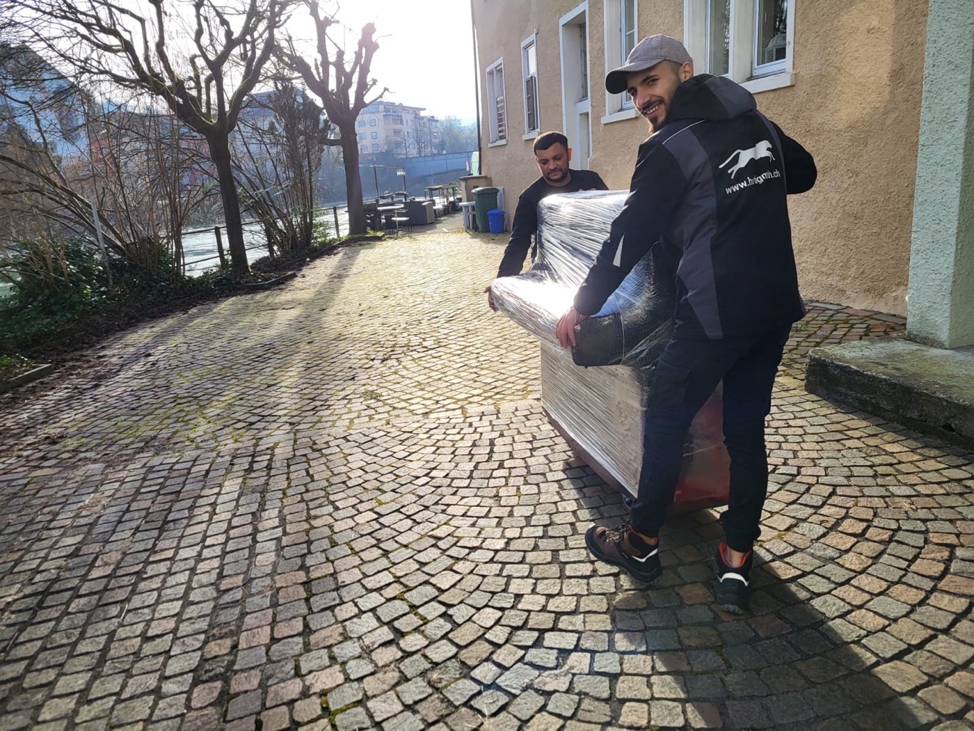 Professioneller Möbeltransport - Vorsichtiger Umgang mit Ihrem Mobiliar